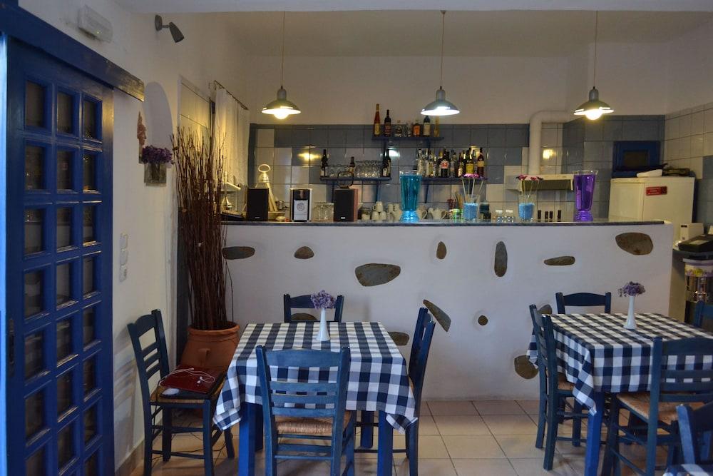 Dilion Hotel Páros Eksteriør bilde